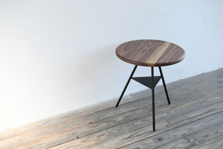 写真：プレゼントにぴったりのサイドテーブル