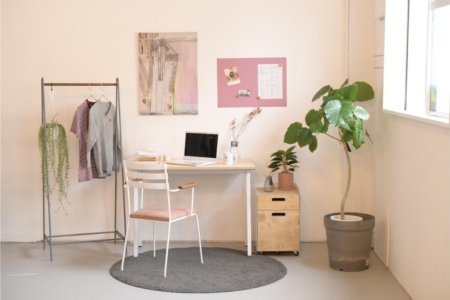 写真：本社と家具販売のGW休業期間と納期について