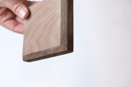 写真：木材や色味の見本「木材サンプルセット」リニューアルしました