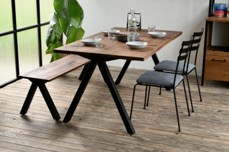 写真：DININGTABLE – A frame