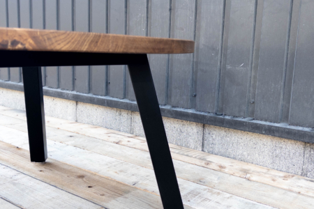 写真:ラウンドローテーブル