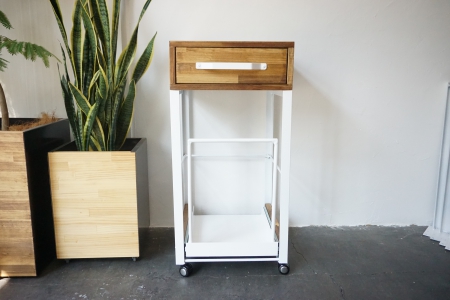 写真：アイアン家具のオーダーワゴン！キッチンワゴン、作業台などに！