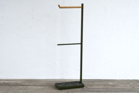 写真：UMBRELLA HANGER SLIM – oak bar