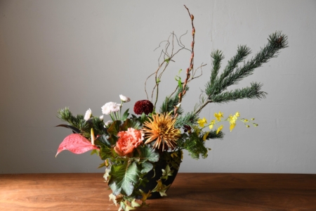 写真：1月新年を華やかに彩る生け花風アレンジメントワークショップ開催