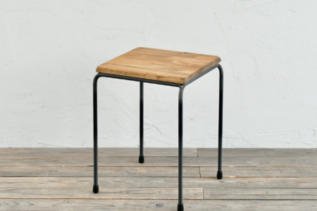 写真：座面もいろいろ（スツール）