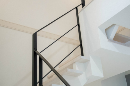 写真：大阪府堺市 　階段、吹抜手摺