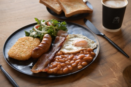 写真：モーニングに新メニュー「イングリッシュブレックファースト」登場！