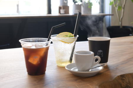 写真：公式LINE限定10月クーポンは単品ドリンク100円引き！