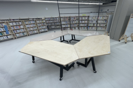 写真：大阪府POSCO様　泉大津図書館向け什器