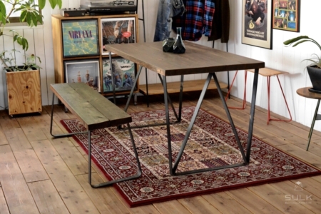 写真：GL DINING TABLE – W frame